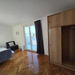 Apartment Manu