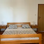 Apartment Manu Baska Voda