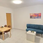 Manu * Baska Voda