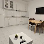 Apartment Manu