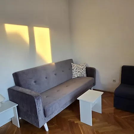 Manu Apartment Baska Voda