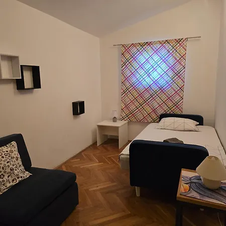 Apartment Manu Baska Voda