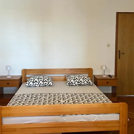 Apartment Manu Baska Voda