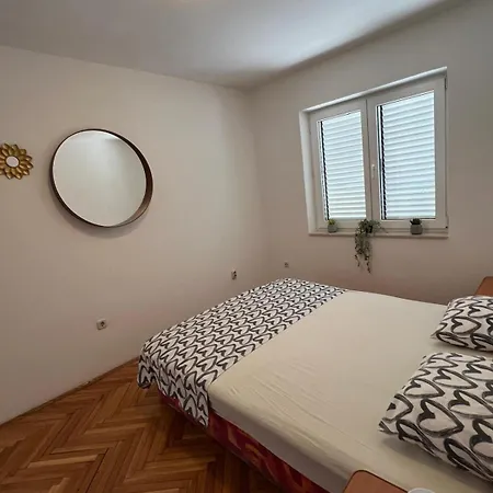 Manu Apartment