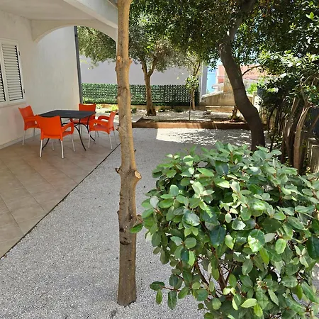 Apartment Manu