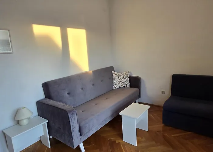 Manu Apartman Baska Voda