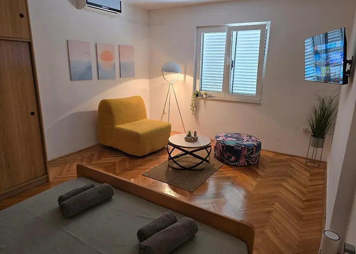 Manu Apartman Baska Voda